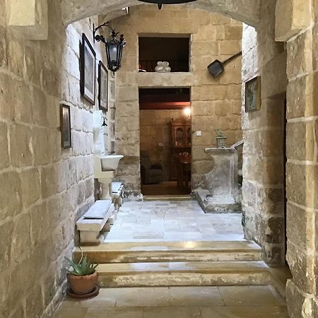 Charming 17Th Cent House Of Character In The Famous 3 Cities, Right Next To Valletta Cospicua Buitenkant foto