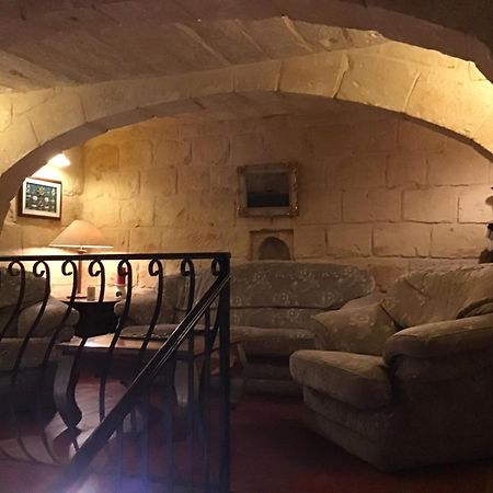 Charming 17Th Cent House Of Character In The Famous 3 Cities, Right Next To Valletta Cospicua Buitenkant foto
