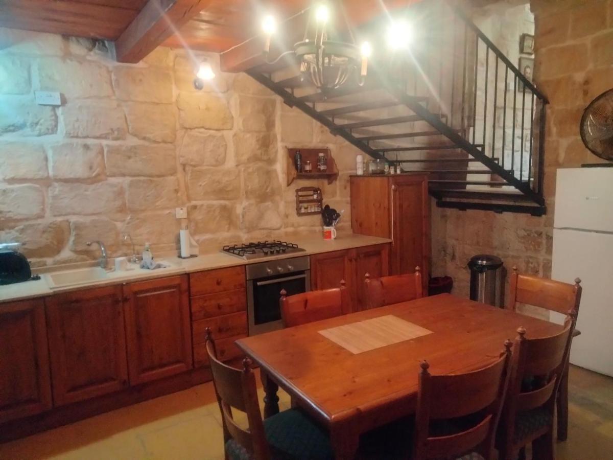 Charming 17Th Cent House Of Character In The Famous 3 Cities, Right Next To Valletta Cospicua Buitenkant foto
