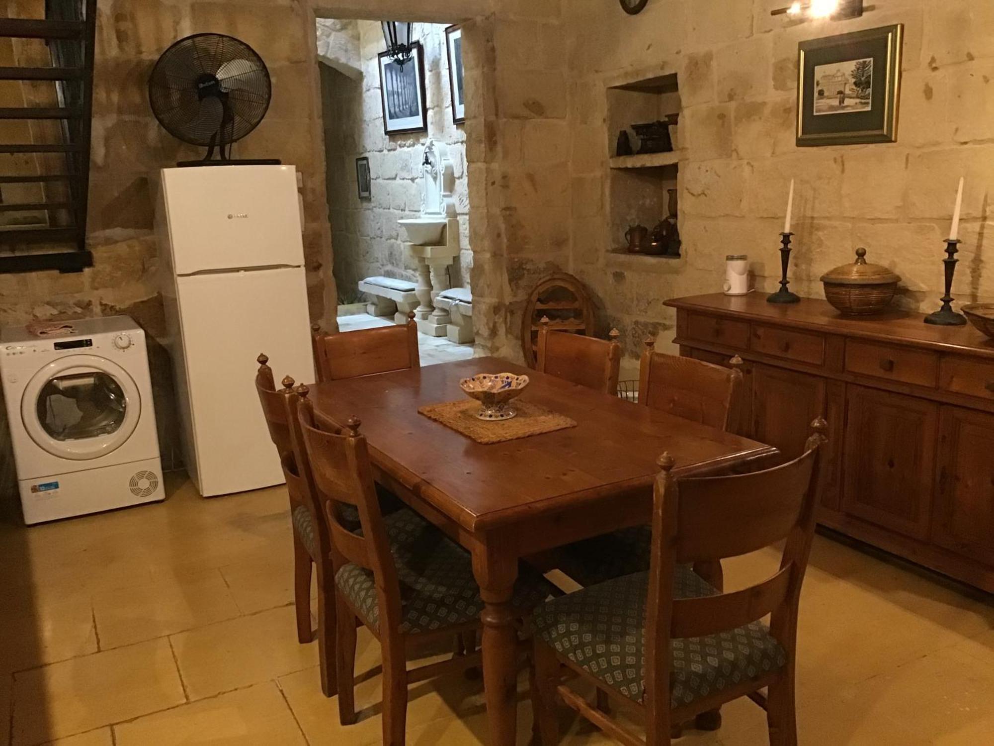 Charming 17Th Cent House Of Character In The Famous 3 Cities, Right Next To Valletta Cospicua Buitenkant foto